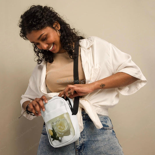 Bolsa Crossbody Celebrando Você 'Rosa da Vida'